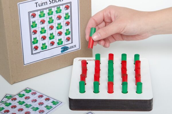 Turn Sticks Red and Green (small)